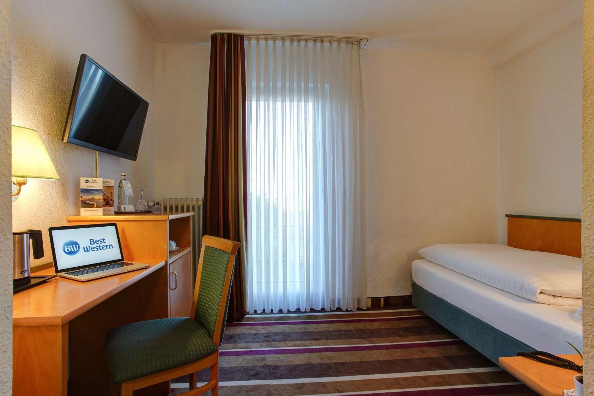 Sure Hotel By Best Western Ambassador Duesseldorf Exteriör bild