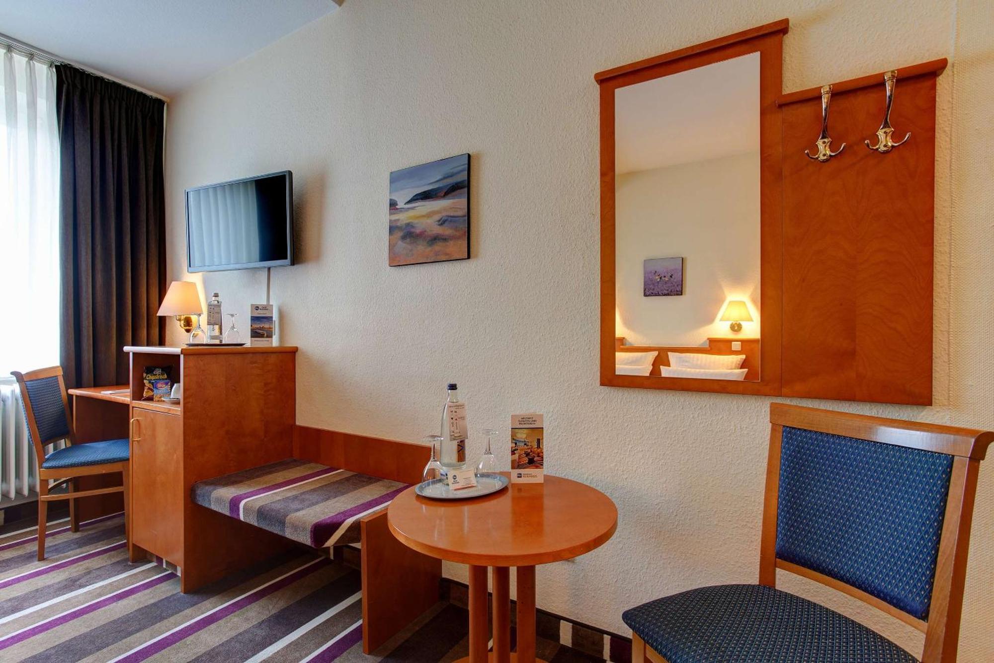 Sure Hotel By Best Western Ambassador Duesseldorf Exteriör bild