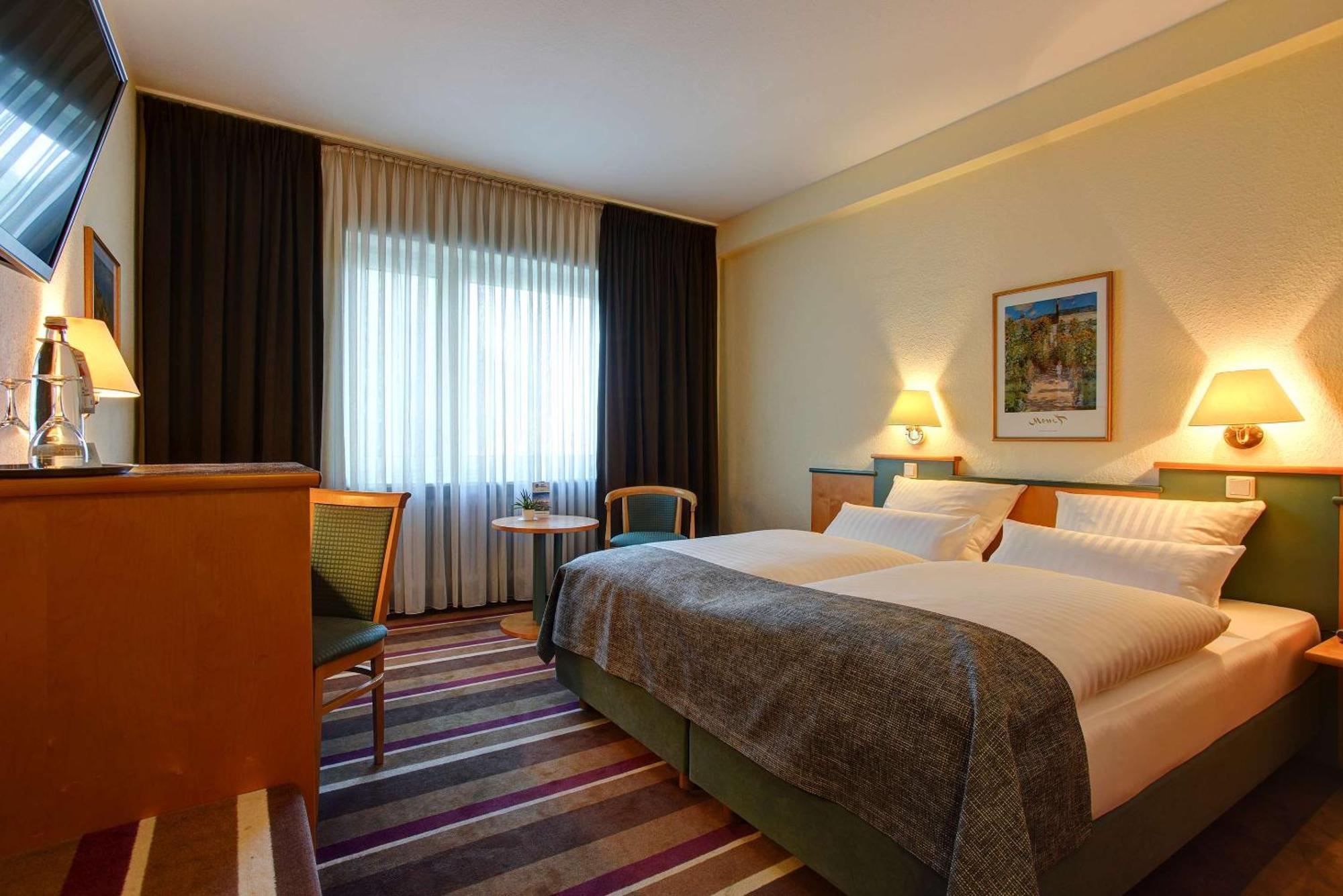 Sure Hotel By Best Western Ambassador Duesseldorf Exteriör bild